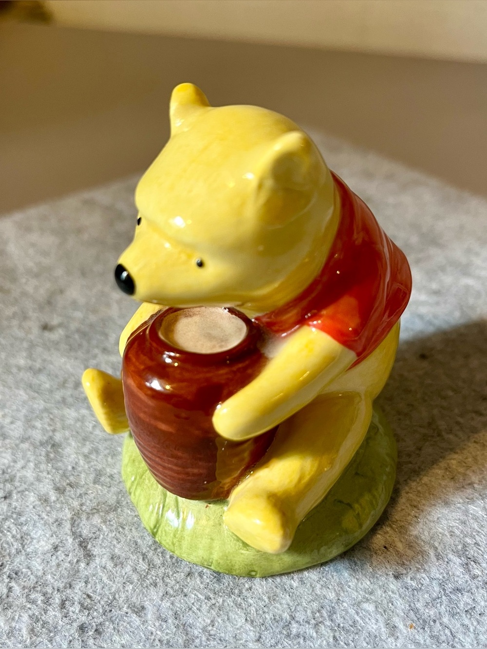 Royal Doulton Winnie the Pooh and the Honey Pot Porcelain Figure Vintage